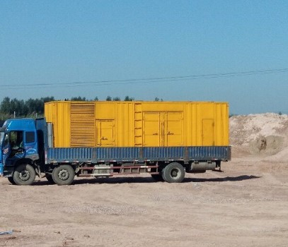 甘肃海拔3000m以上地区的变压器外绝缘距离应如何确定？